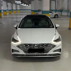 Hyundai Sonata 2022