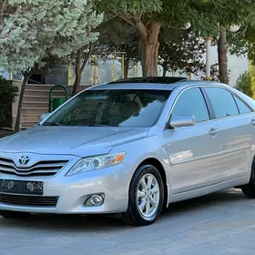 Toyota Camry 2011