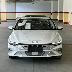 Hyundai Elantra 2025
