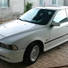 BMW E39 1998