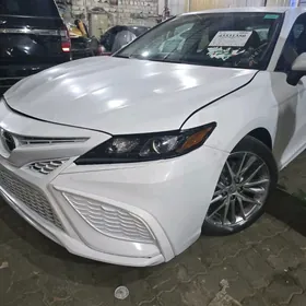 Toyota Camry 2023