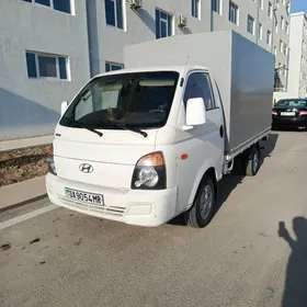 Hyundai H100 2012