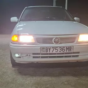 Opel Astra 1992