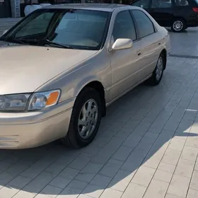 Toyota Camry 1997