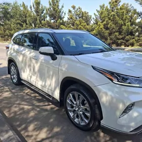 Toyota Highlander 2020