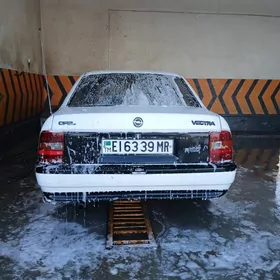 Opel Vectra 1989