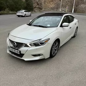 Nissan Maxima 2018