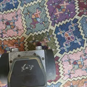 Bmw wozduhamer 2.0 plita