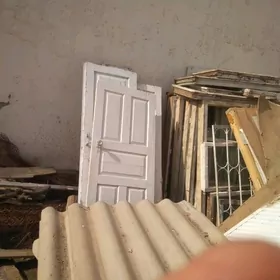 satlyk köne gapylar we äpişgel