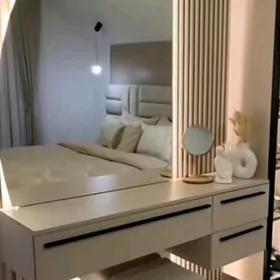 KREDIT KAMOD TUMBA SPALNI