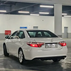 Toyota Camry 2016