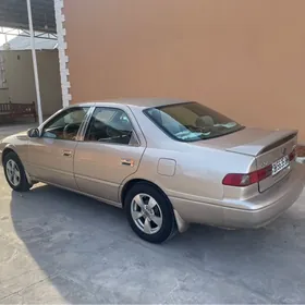 Toyota Camry 1998