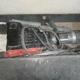 Hilti uly ağaç kesyan makine