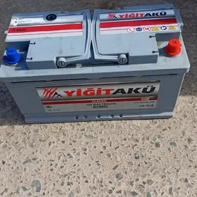 Yigitakú 12V 90Ah 740A