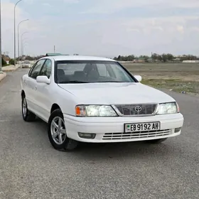 Toyota Avalon 1999