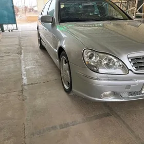 Mercedes-Benz S-Class 1999