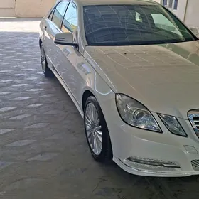 Mercedes-Benz E350 2011