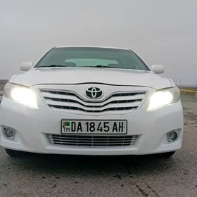 Toyota Camry 2010