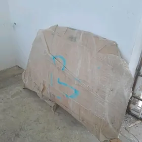 COROLLA 01 05 KAPODY MORDA