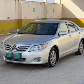Toyota Camry 2011