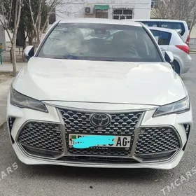 Toyota Avalon 2022