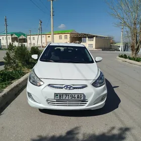 Hyundai Accent 2014