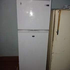 2 komeraly holadilnik