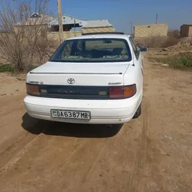 Toyota Camry 1993