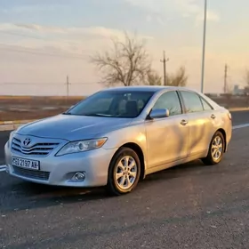 Toyota Camry 2010