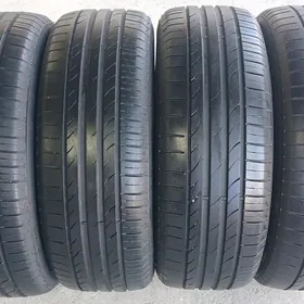 Tracmax 225/55/17 4st