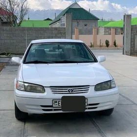 Toyota Camry 1998