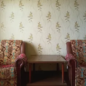 Уголок.Жур.ст.