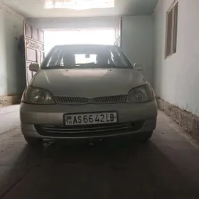 Toyota Echo 2000