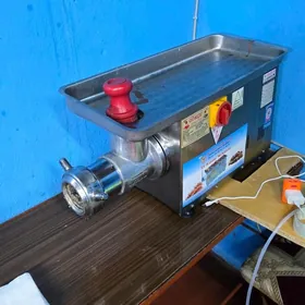 Kuhnyỳa Üçin Enjamlar