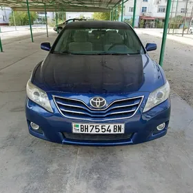 Toyota Camry 2011