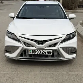 Toyota Camry 2022