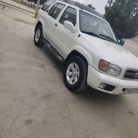 Nissan Pathfinder 2003