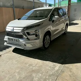 Mitsubishi Xpander 2023