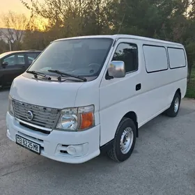 Nissan Urvan 2007