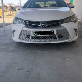 Toyota Camry 2016