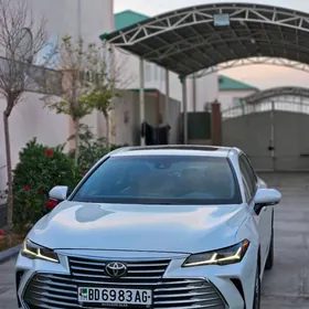 Toyota Avalon 2022