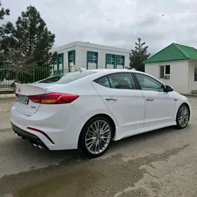 Hyundai Elantra 2018