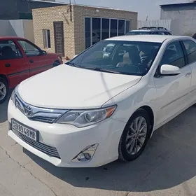 Toyota Camry 2012
