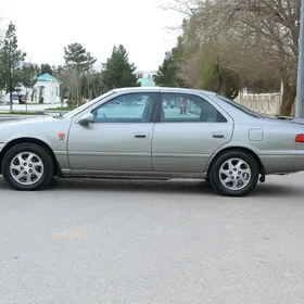 Toyota Camry 2000