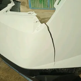 Hyundai Elantra bamper