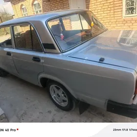 Lada 2107 1988