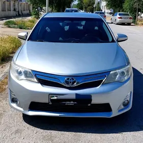 Toyota Camry 2013