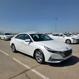 Hyundai Elantra 2023