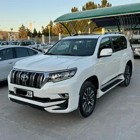 Toyota Land Cruiser Prado 2023