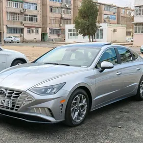 Hyundai Sonata 2021